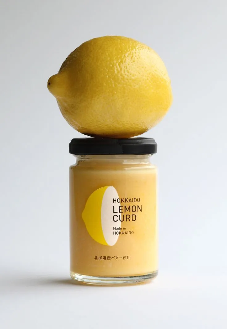 Pot de lemon curd japonais Hokkaido coiffé d'un citron